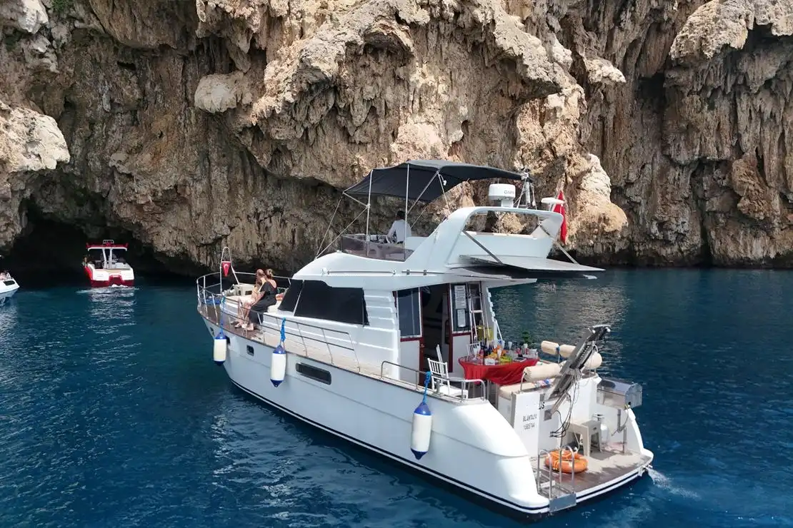Antalya Yacht Rental 16m Custom Built 9